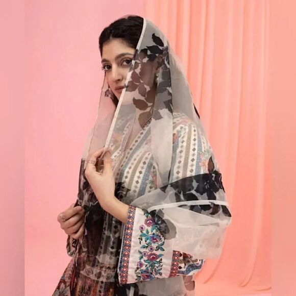 SAPPHIRE PAKISTANI AUTHENTIC DESIGNER DRESS 3 PIECE - Picture 4 of 8